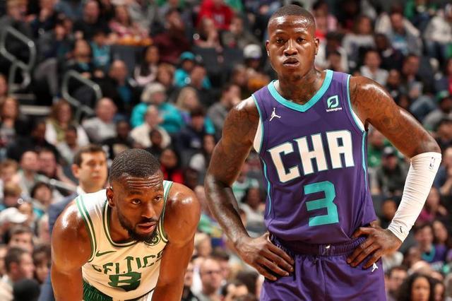 通过多方面 通过多方面