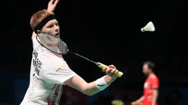 保证球员的 保证球员的