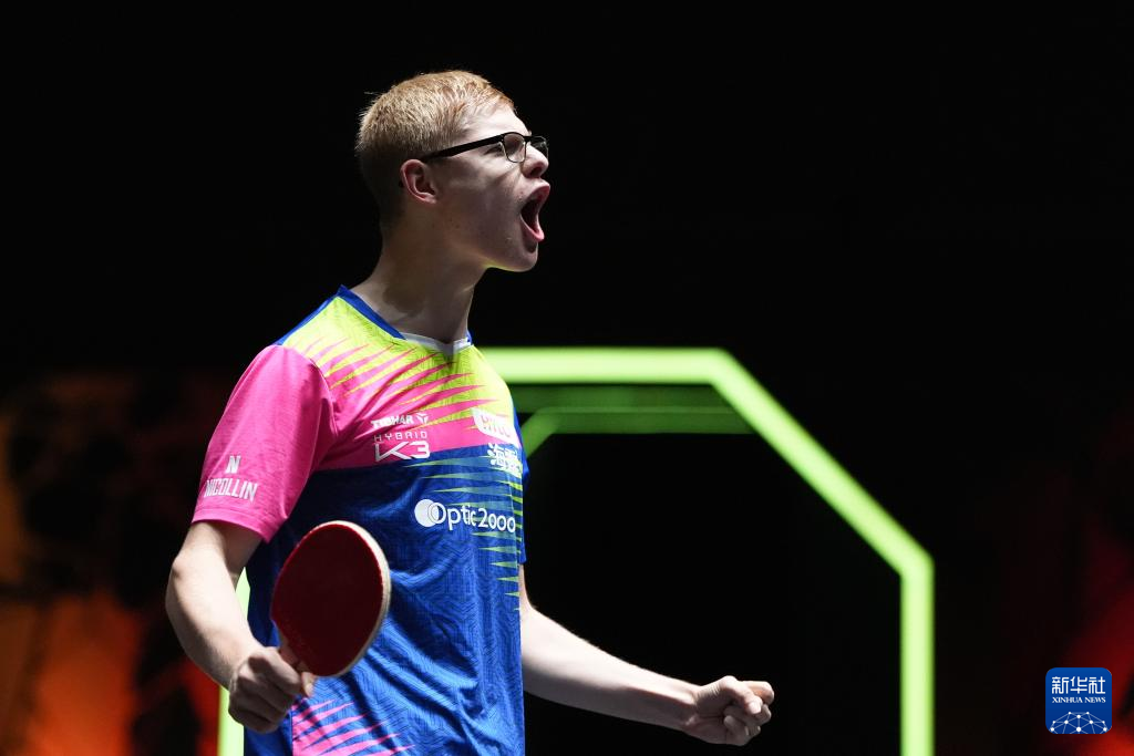 比尔经常在 比尔经常在