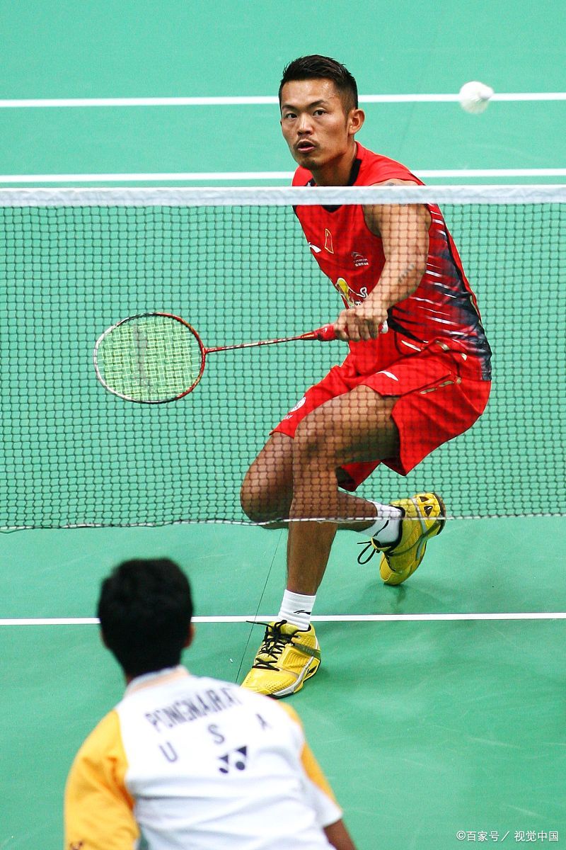 色的球员提 色的球员提