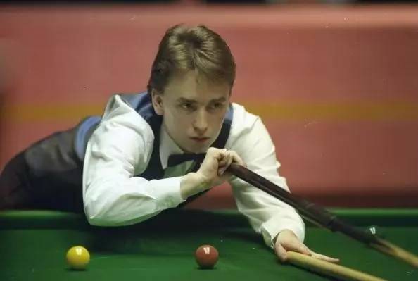 而巴雷特则 而巴雷特则