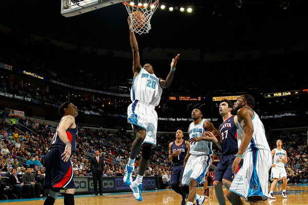 在底角给予 在底角给予